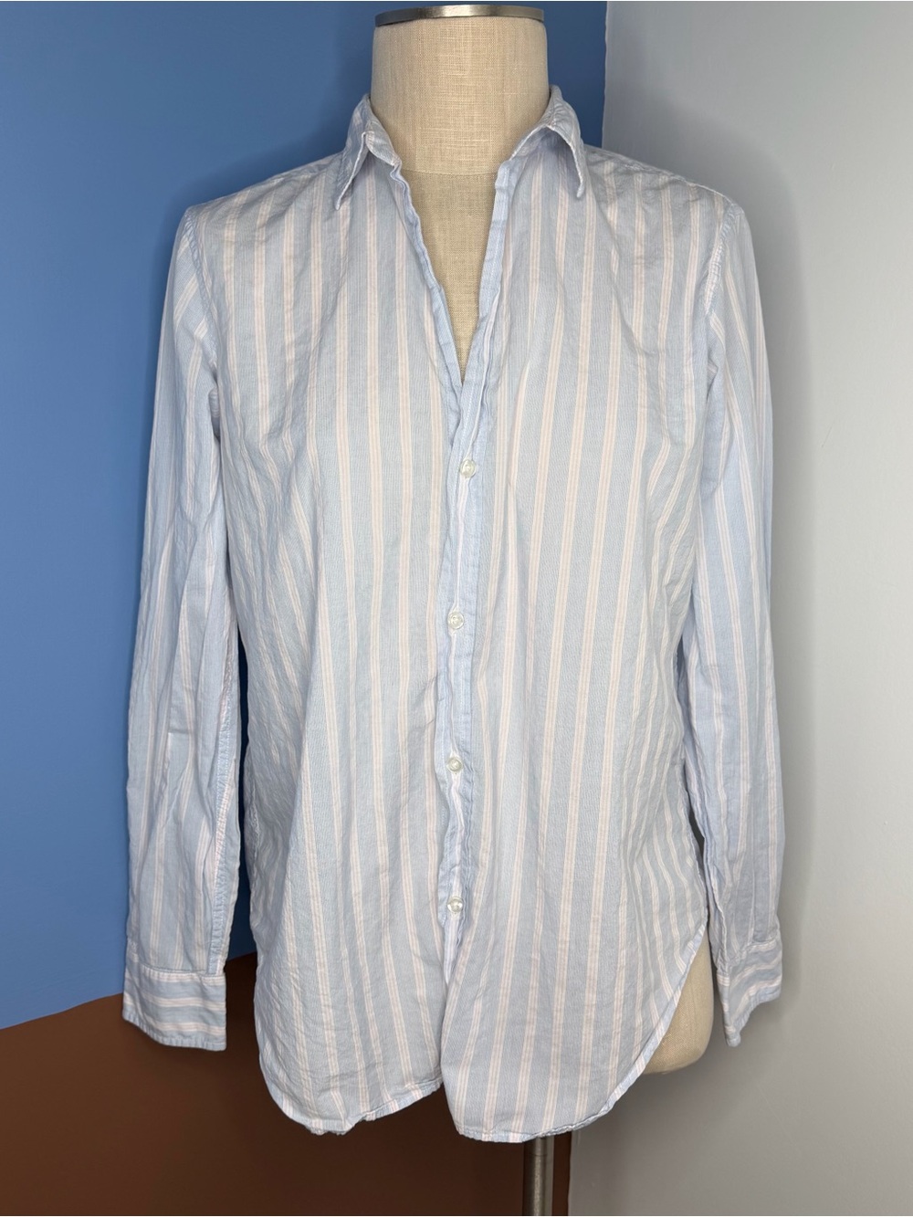 Frank & Eileen Classic Light Blue Pink Stripe Button-Up Shirt 100% Cotton Medium
